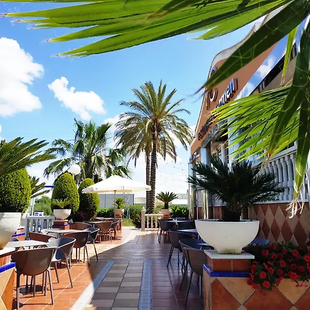 Carmen Hotel La Carlota