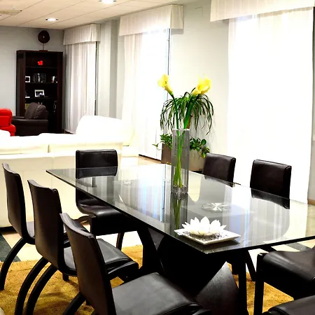 Carmen Hotel 3*