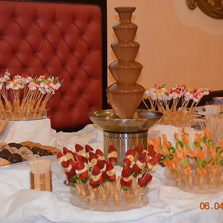 Hotel Carmen 3*