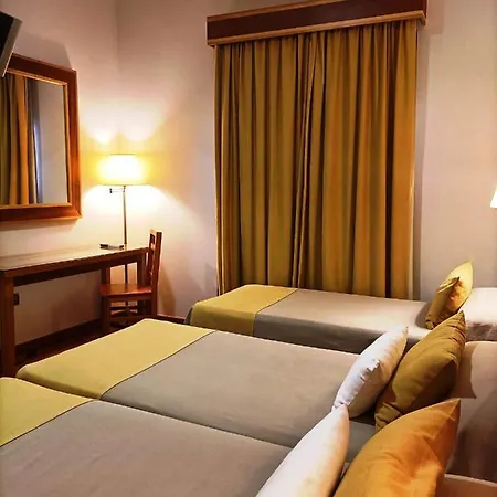 Carmen Hotel 3*