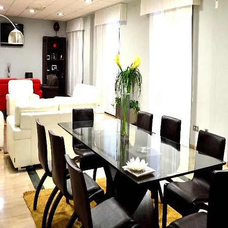 Carmen Hotel 3*