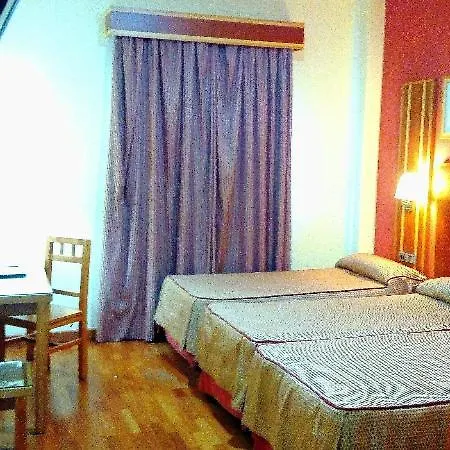 Hotel Carmen La Carlota