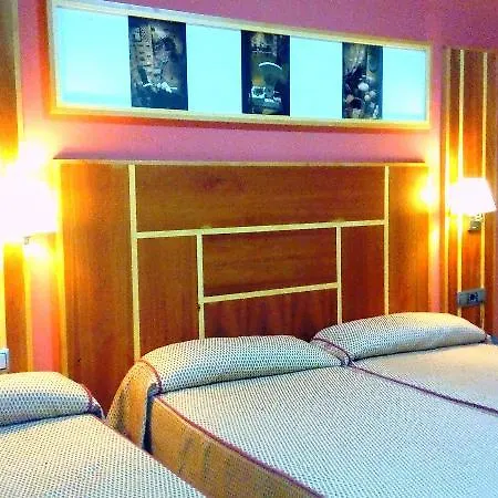 Carmen 3* La Carlota