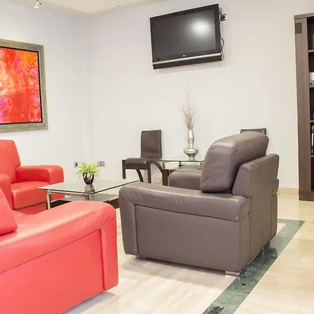 Carmen Hotel 3*